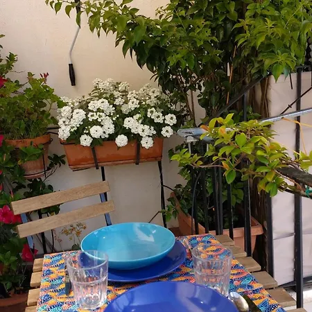 La Casetta Del Castello Hébergement de vacances *