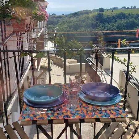 Dom wakacyjny La Casetta Del Castello San Vito Chietino